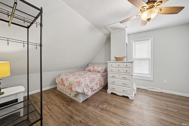 214 E Battell Street, Mishawaka, IN 46545