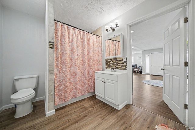 214 E Battell Street, Mishawaka, IN 46545
