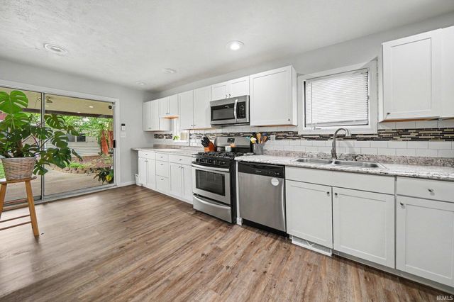214 E Battell Street, Mishawaka, IN 46545