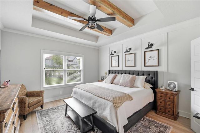 161 NW Carson Drive, Lee's Summit, MO 64081