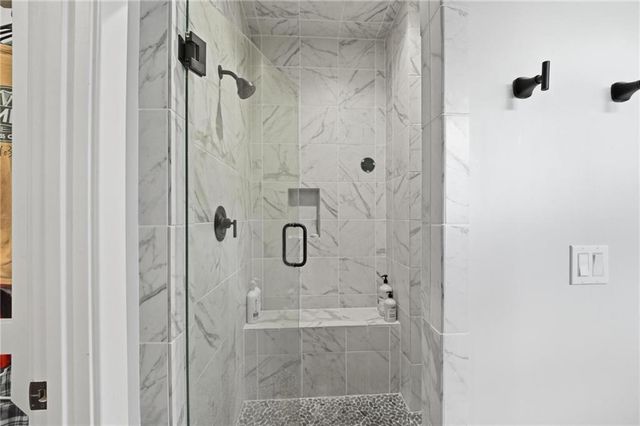 161 NW Carson Drive, Lee's Summit, MO 64081