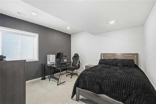 161 NW Carson Drive, Lee's Summit, MO 64081