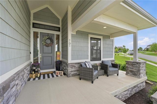 161 NW Carson Drive, Lee's Summit, MO 64081