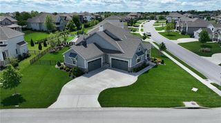 161 NW Carson Drive, Lee's Summit, MO 64081