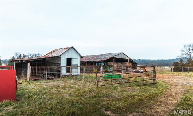 10555 Pashia Road, Potosi, MO 63664