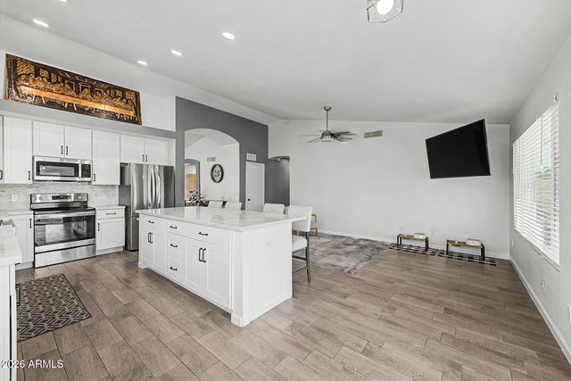 3113 W ROSE GARDEN Lane, Phoenix, AZ 85027