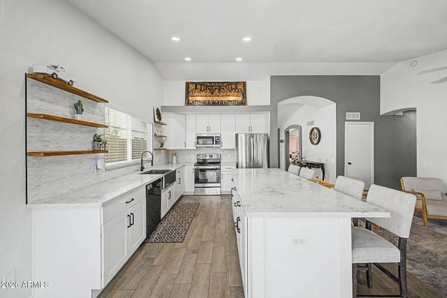 3113 W ROSE GARDEN Lane, Phoenix, AZ 85027