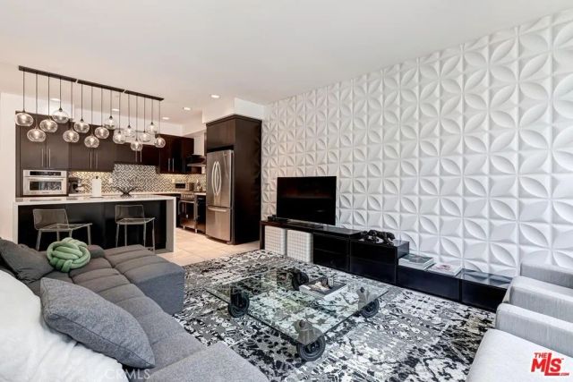 13045 Pacific Promenade 107, Los Angeles, CA 90094