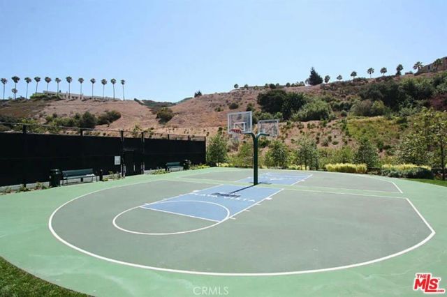 13045 Pacific Promenade 107, Los Angeles, CA 90094