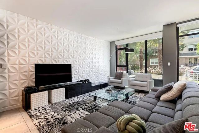 13045 Pacific Promenade 107, Los Angeles, CA 90094