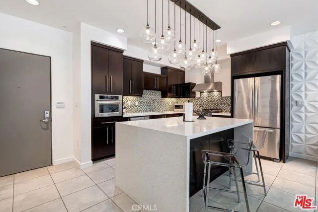 13045 Pacific Promenade 107, Los Angeles, CA 90094