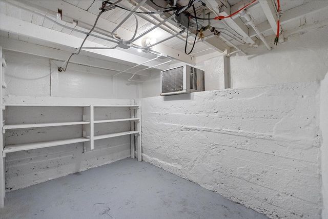 3652 N Nora Avenue 1N, Chicago, IL 60634