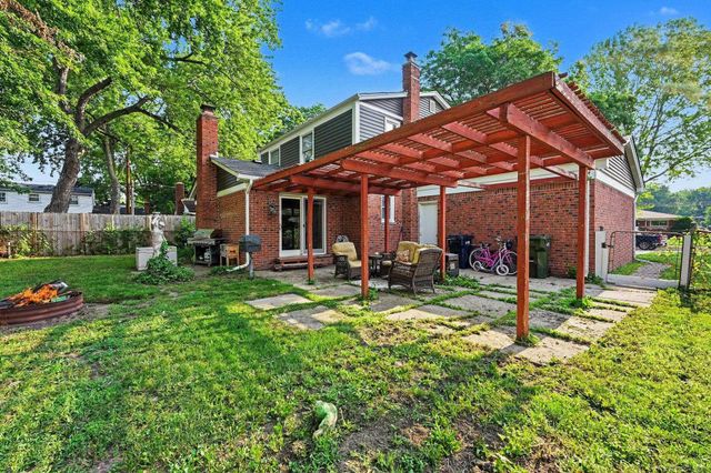 33857 Groth Drive, Sterling Heights, MI 48312