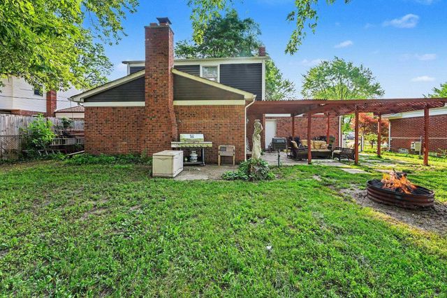 33857 Groth Drive, Sterling Heights, MI 48312