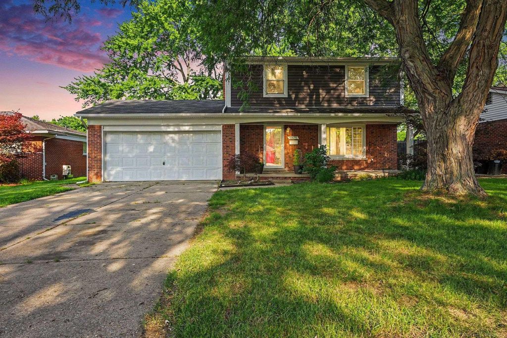 33857 Groth Drive, Sterling Heights, MI 48312