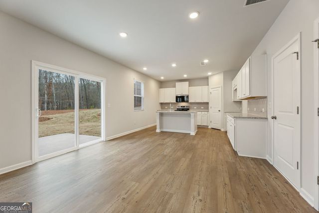8031 Dickens Drive, Fairburn, GA 30213