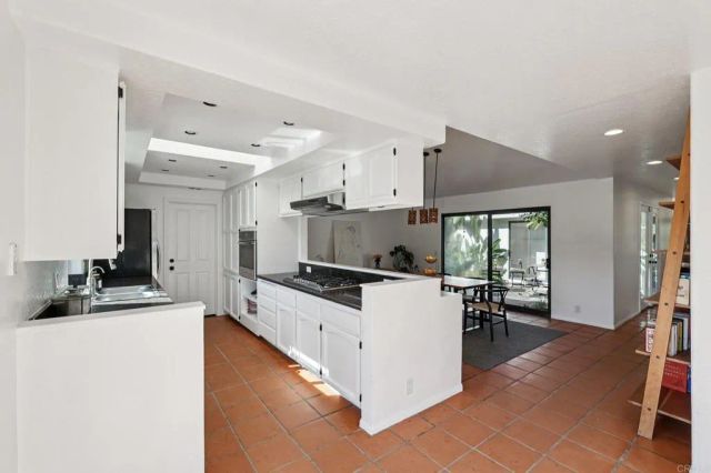 1761 Winterwarm Drive, Fallbrook, CA 92028