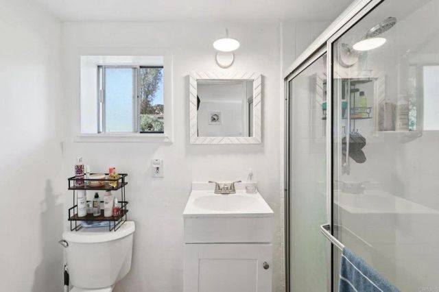 1761 Winterwarm Drive, Fallbrook, CA 92028