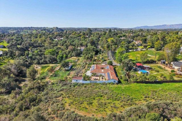 1761 Winterwarm Drive, Fallbrook, CA 92028