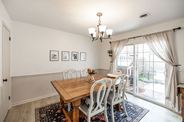 5600 Country Dr Apt 164, Nashville, TN 37211