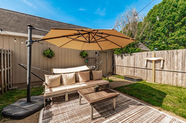 5600 Country Dr Apt 164, Nashville, TN 37211