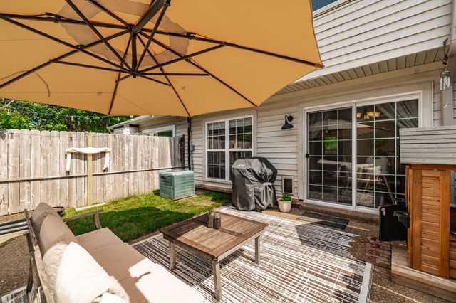 5600 Country Dr Apt 164, Nashville, TN 37211