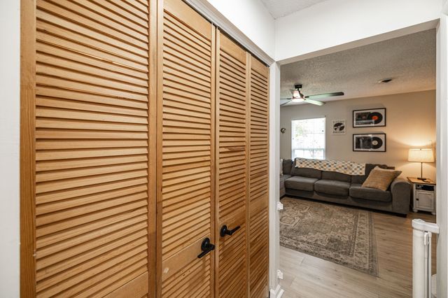 5600 Country Dr Apt 164, Nashville, TN 37211
