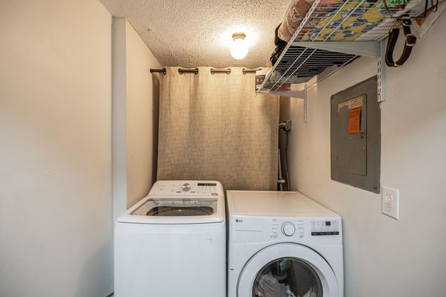 5600 Country Dr Apt 164, Nashville, TN 37211