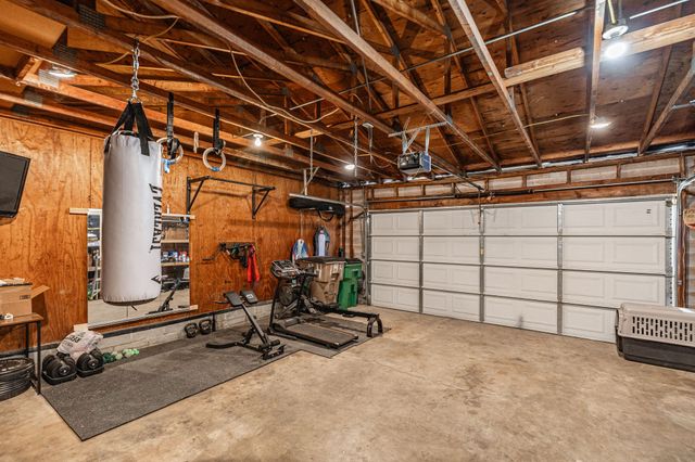 5600 Country Dr Apt 164, Nashville, TN 37211
