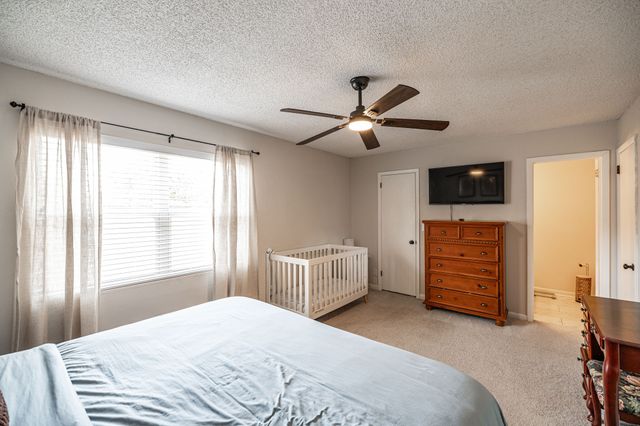 5600 Country Dr Apt 164, Nashville, TN 37211