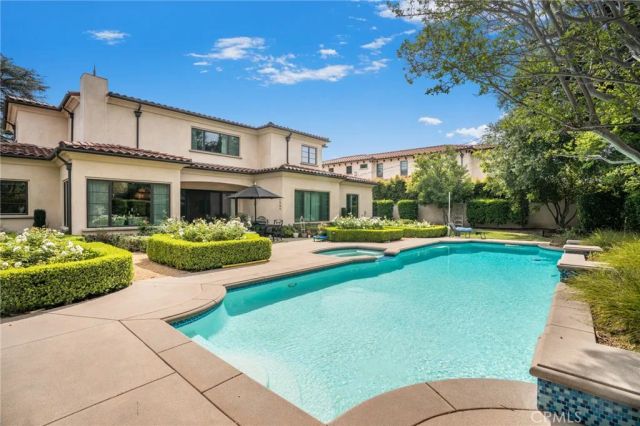 501 W Woodruff Avenue, Arcadia, CA 91007