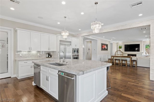 408 Venticello Drive, Las Vegas, NV 89138