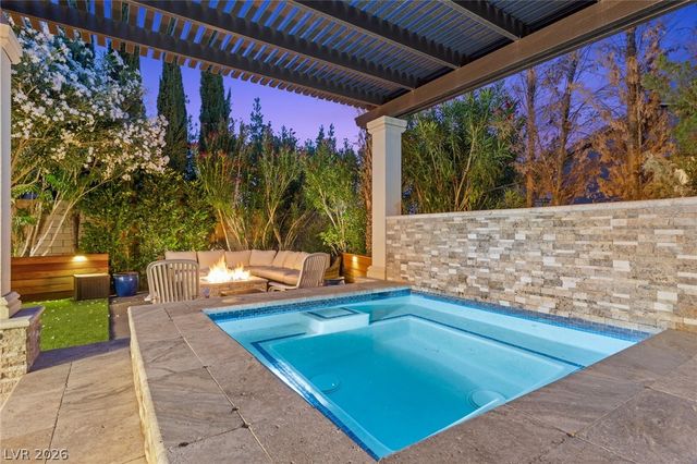 408 Venticello Drive, Las Vegas, NV 89138