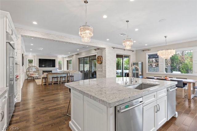 408 Venticello Drive, Las Vegas, NV 89138