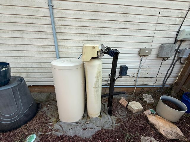 207 Green Drive, Mary Esther, FL 32569