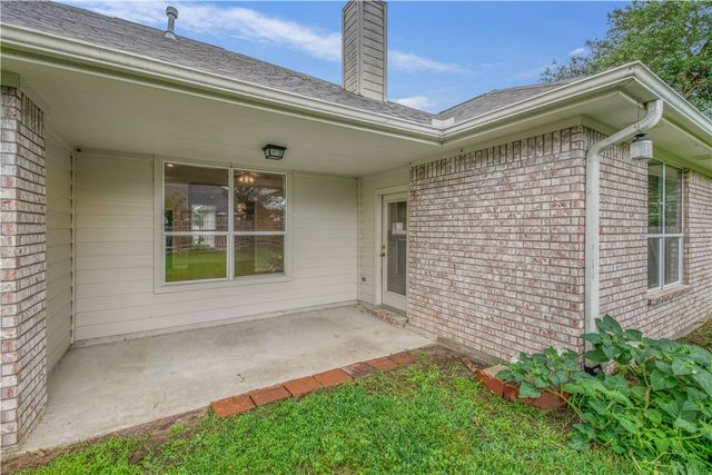305 Augsburg Lane, College Station, TX 77845