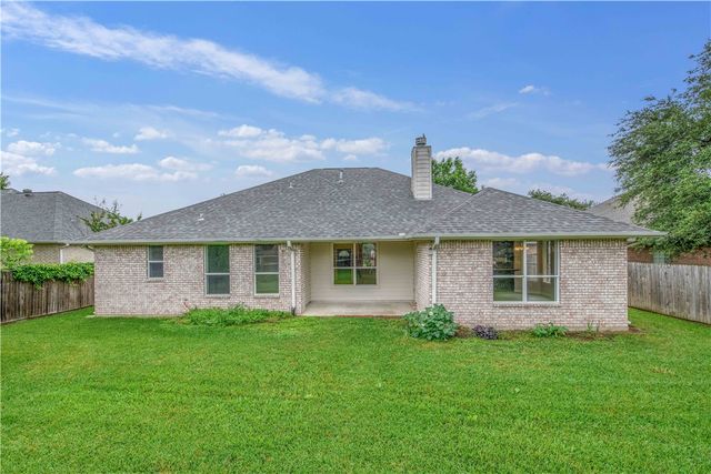 305 Augsburg Lane, College Station, TX 77845