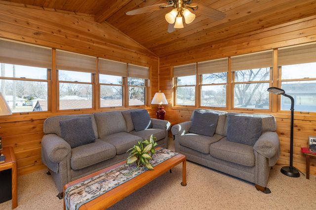 9901 Oakland Avenue S, Bloomington, MN 55420