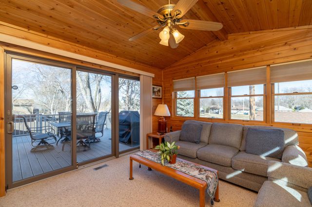 9901 Oakland Avenue S, Bloomington, MN 55420