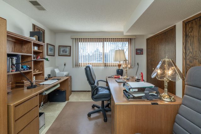 9901 Oakland Avenue S, Bloomington, MN 55420