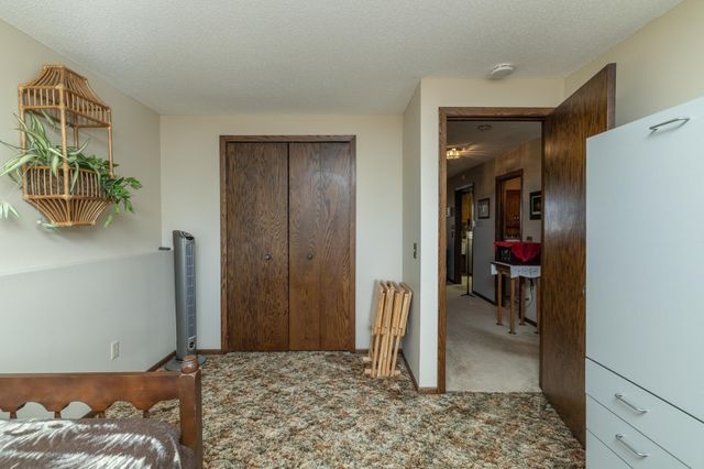 9901 Oakland Avenue S, Bloomington, MN 55420