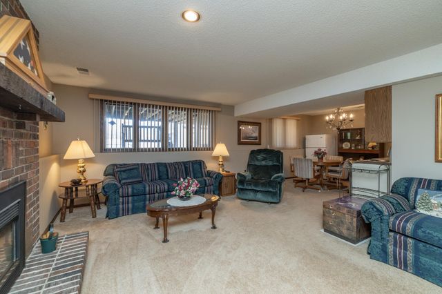 9901 Oakland Avenue S, Bloomington, MN 55420