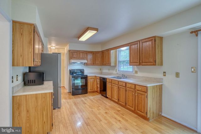 2 LILAC CT, Wilmington, DE 19808
