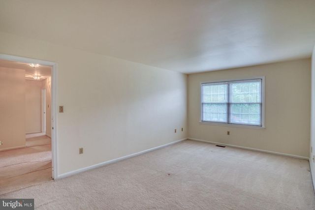 2 LILAC CT, Wilmington, DE 19808