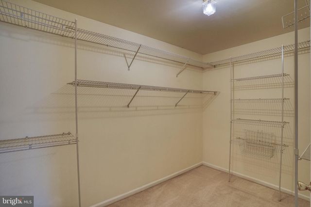 2 LILAC CT, Wilmington, DE 19808