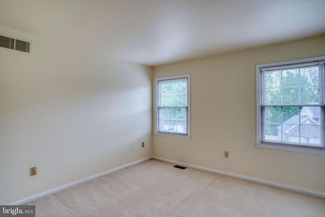 2 LILAC CT, Wilmington, DE 19808