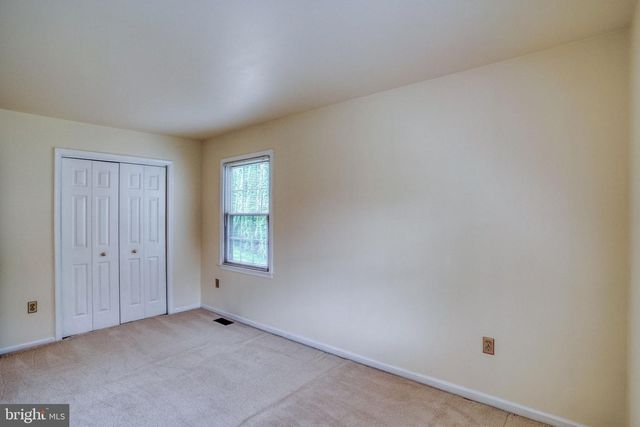 2 LILAC CT, Wilmington, DE 19808