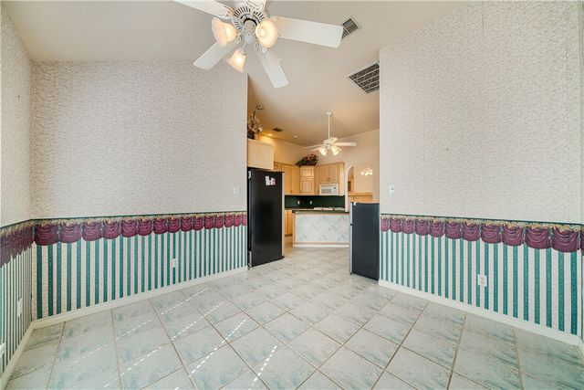 6409 Bellac St, Corpus Christi, TX 78414