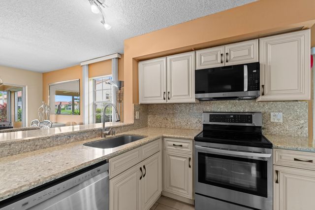 14407 Via Royale 1, Delray Beach, FL 33446