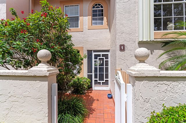 14407 Via Royale 1, Delray Beach, FL 33446
